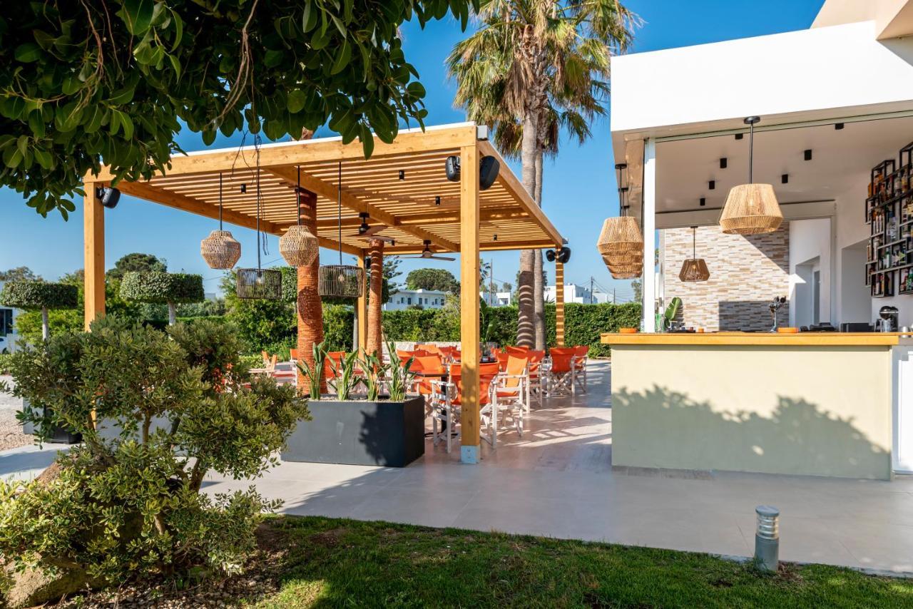 Cirillo Family Hotel-Christinas Studios Mastihari Exterior photo